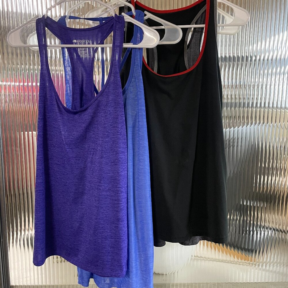 BUNDLE - 4x Athletic Racerback tanks Ideology Size L